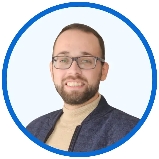 Image of the founder of Studio Upstream who is also author of this article.